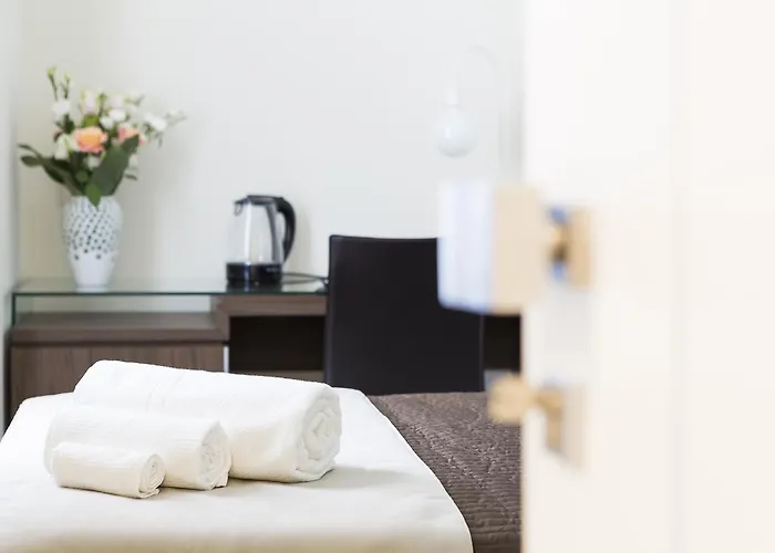 Rhome Guest house